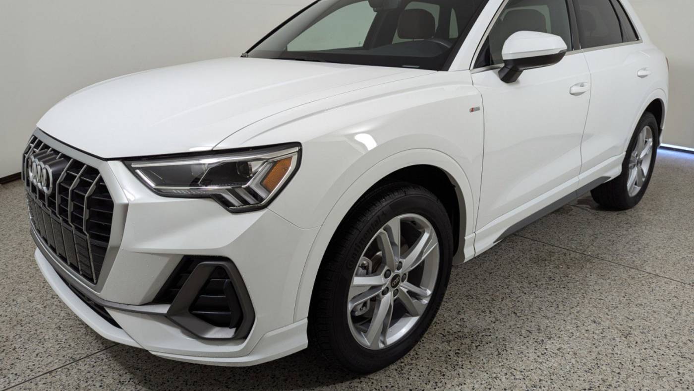 2024 audi q3 quattro s line prem plus 45 tfsi