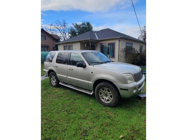 2003 mercury mountaineer luxury