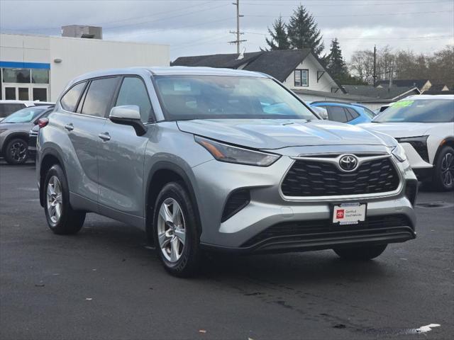 2023 toyota highlander l