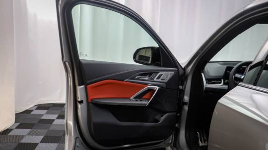 2025 BMW X1
