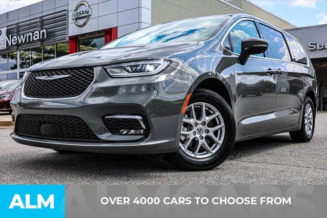 2023 chrysler pacifica touring l