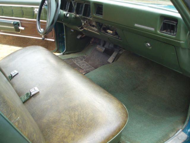 1972 buick skylark ..... 350 engine... muscle car look