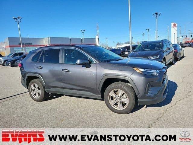 2022 toyota rav4 xle in fort wayne, indiana