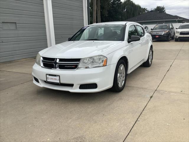 2014 dodge avenger se