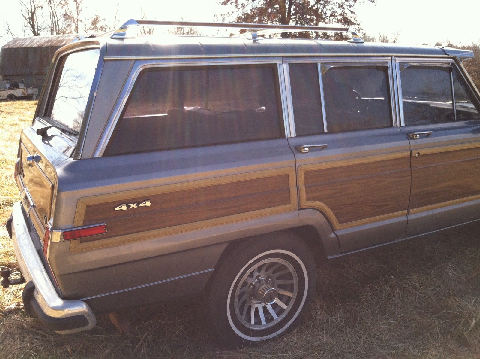 1991 jeep grand wagoneer base sport utility 4-door 5.9l