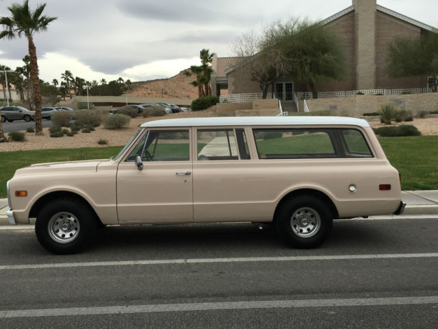no reserve 1970 gmc suburban 3 door restored new engine &trasnmission 2wd