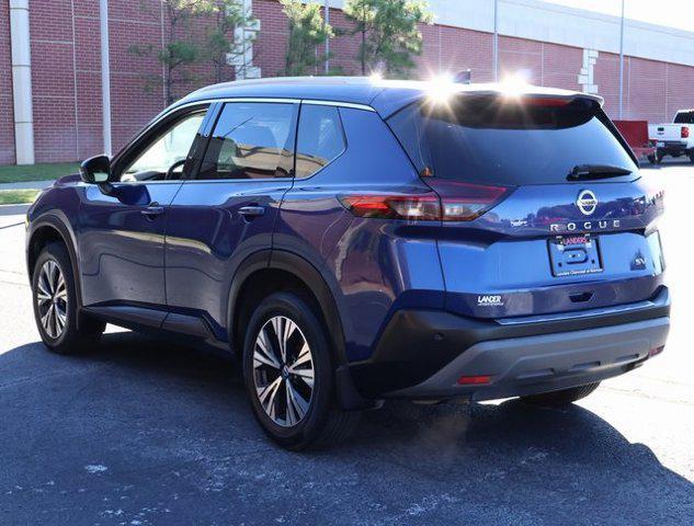 2021 nissan rogue sv