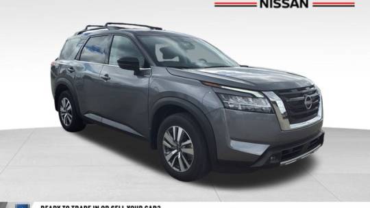 2023 Nissan Pathfinder sl