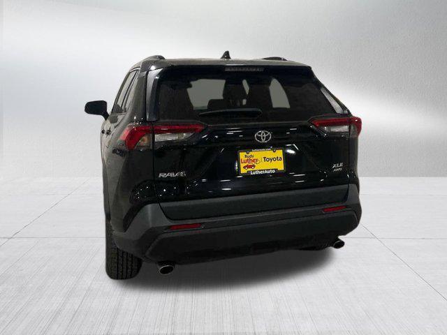 2022 toyota rav4 xle