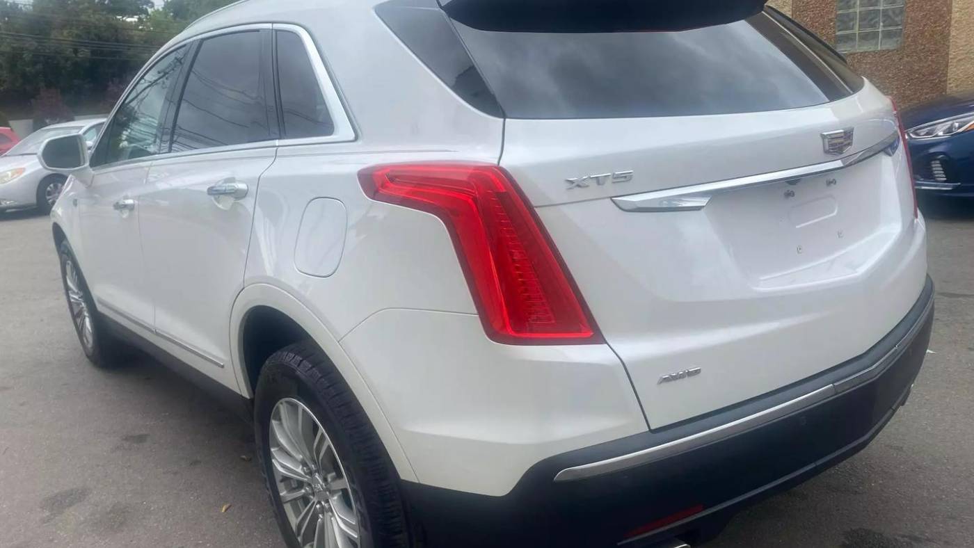 2018 cadillac xt5 luxury