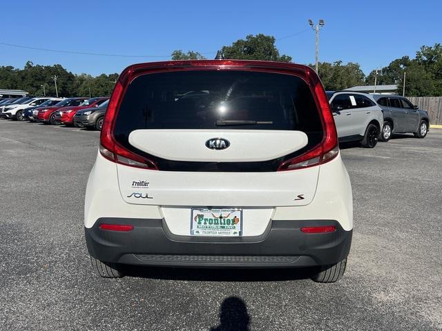2021 kia soul s