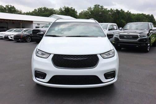 2024 chrysler pacifica touring-l in bartow, florida