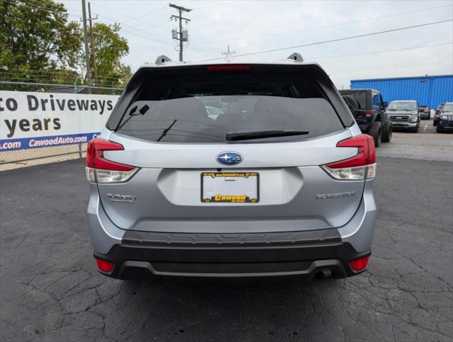 2023 subaru forester premium