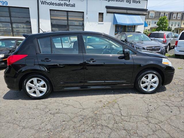 2012 nissan versa 1.8 sl