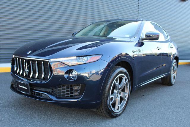 2021 maserati levante base