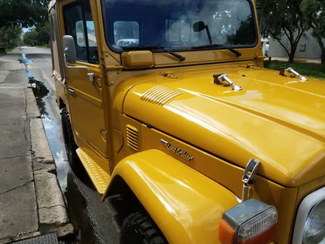 toyota land cruiser fj40 1982