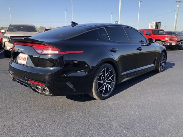 2023 kia stinger gt-line