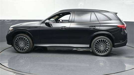 2025 Mercedes-Benz GLC