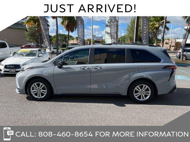 2023 toyota sienna xse