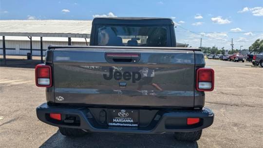 2022 Jeep Gladiator s