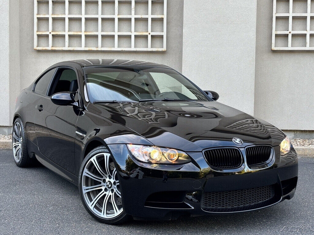 2009 bmw m3 bmw m3 e92 v8 coupe, low miles! clean carfax, gorgeous!