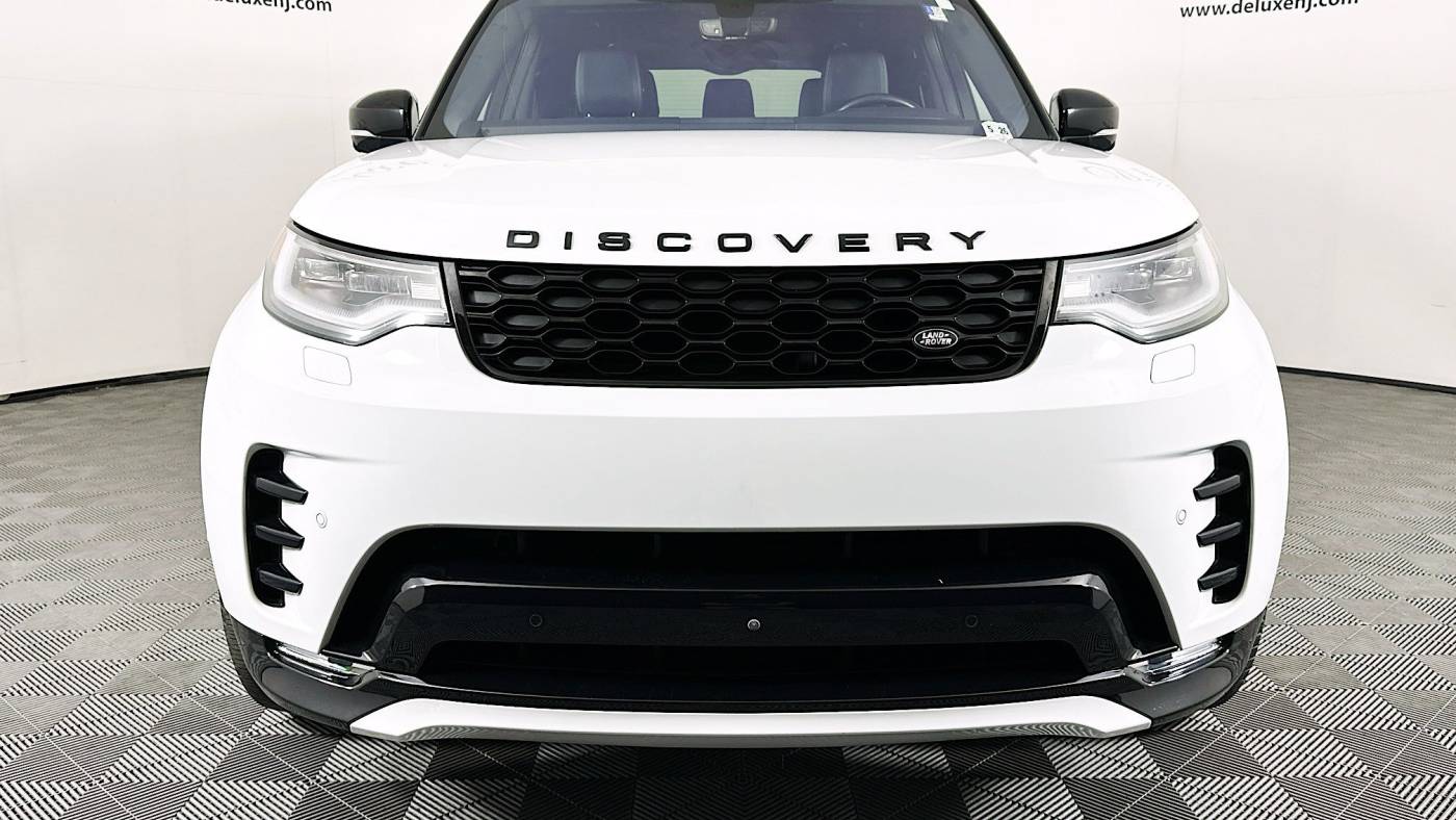 2021 land rover discovery p360 s r-dynamic