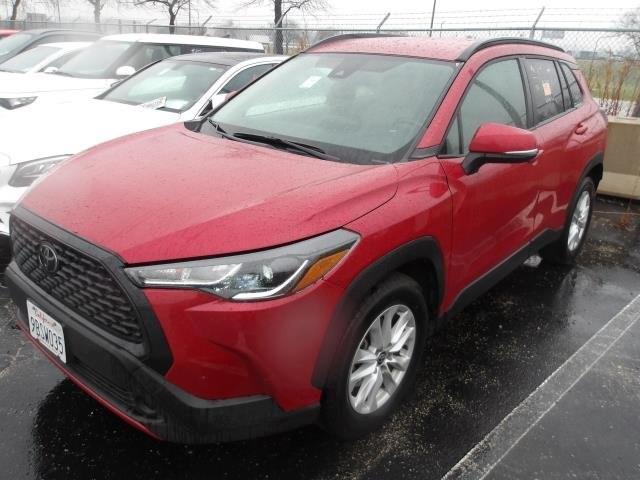 2022 toyota corolla cross le