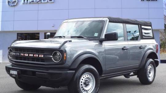 2022 ford bronco base