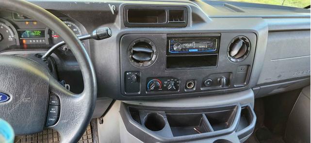 2011 ford e250 work van