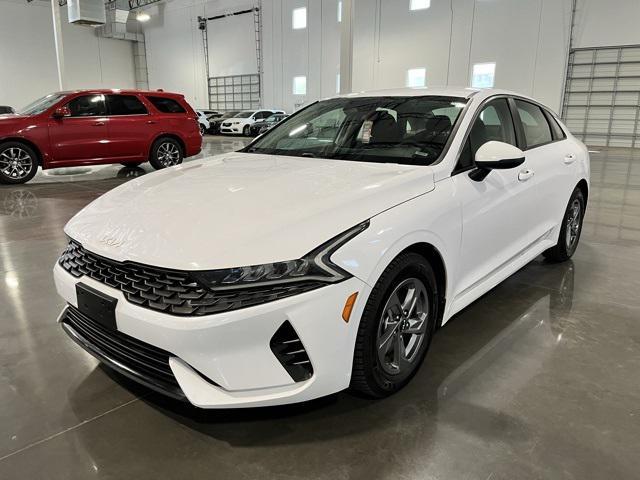 2022 kia k5 lxs