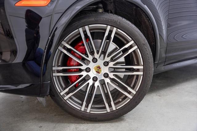 2016 porsche cayenne gts