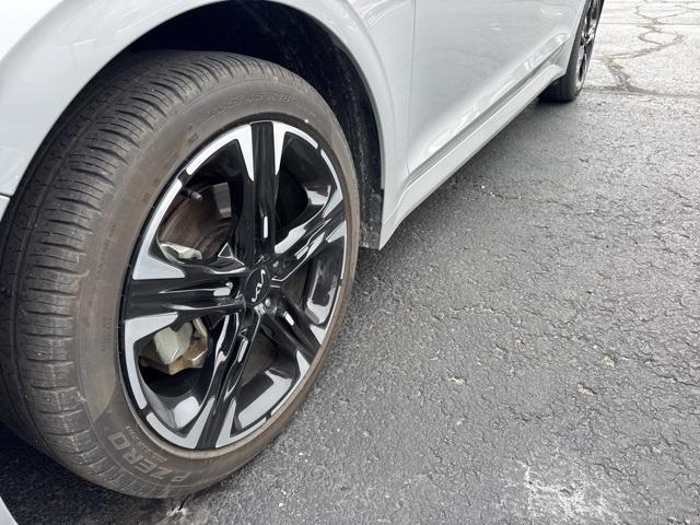 2024 kia k5 gt-line