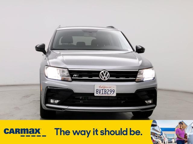 2021 volkswagen tiguan se r-line black