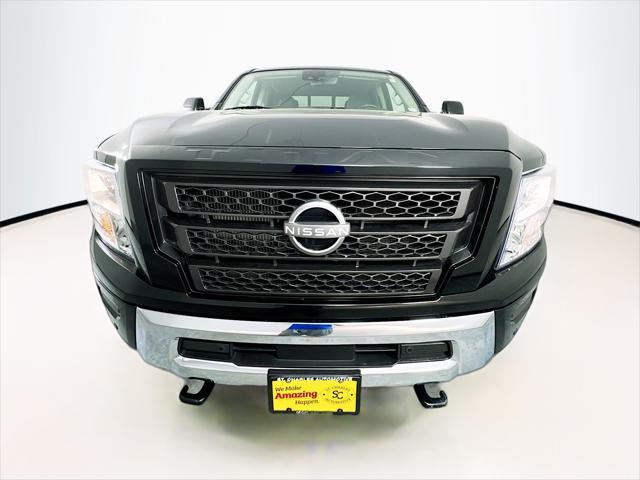 2023 nissan titan xd sv