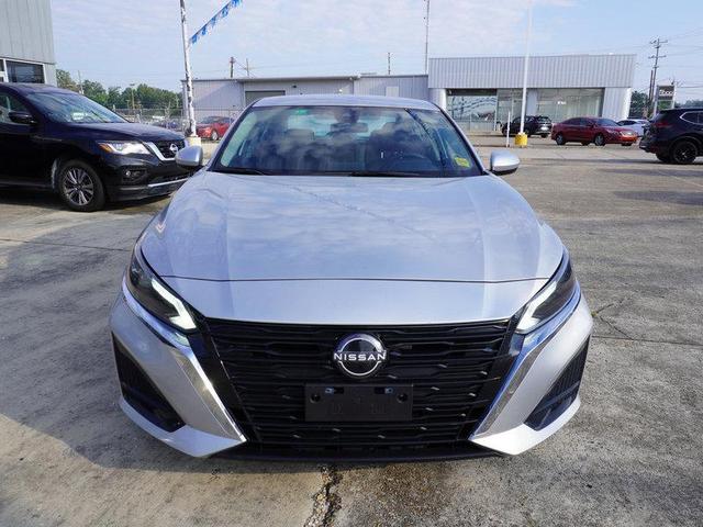 2023 nissan altima 2.5 sv
