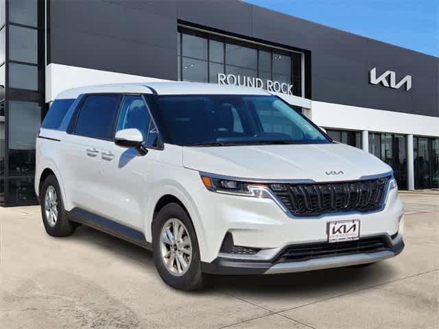 2023 kia carnival lx