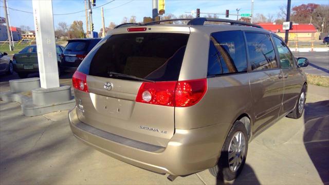 2009 toyota sienna le