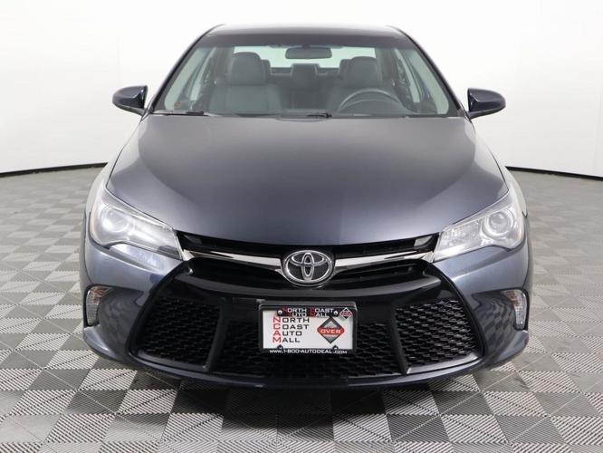 used 2017 toyota camry se cleveland, oh 44129 for sale in cleveland, ohio
