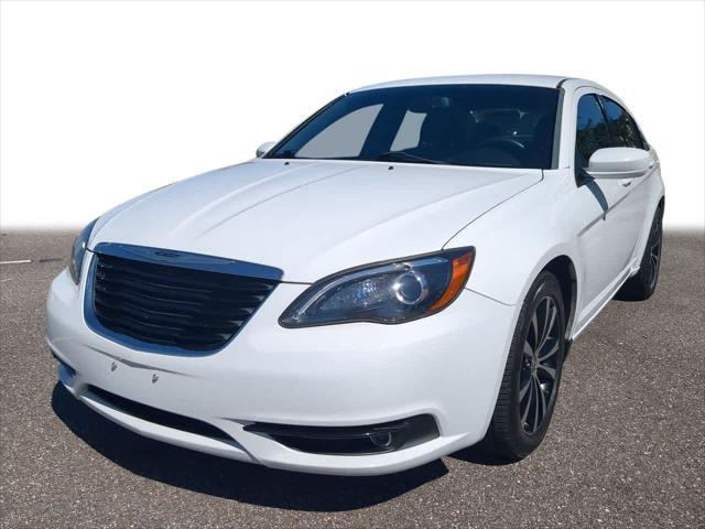2014 chrysler 200 touring