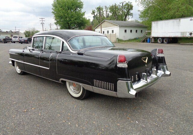 1955 cadillac fleetwood
