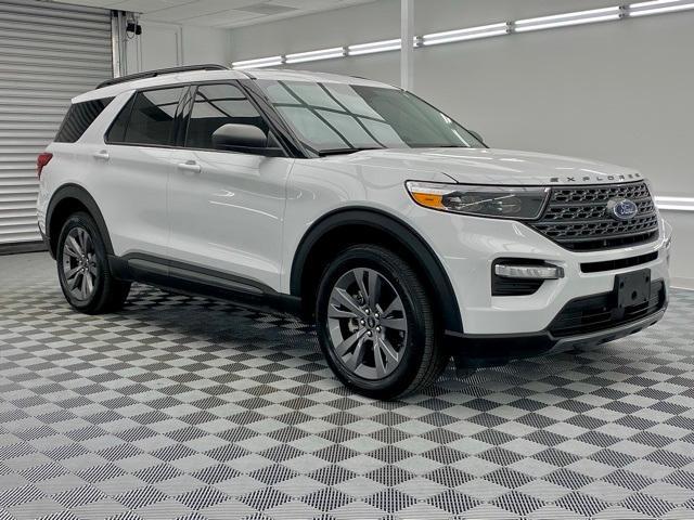 2021 ford explorer xlt