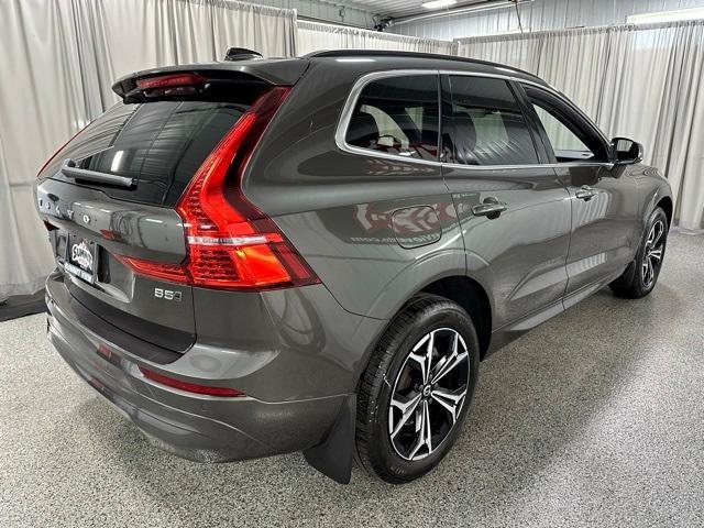 2022 volvo xc60 b5 momentum