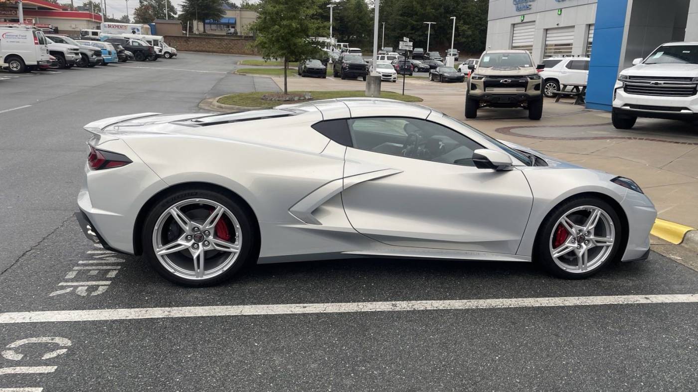 2023 chevrolet corvette stingray