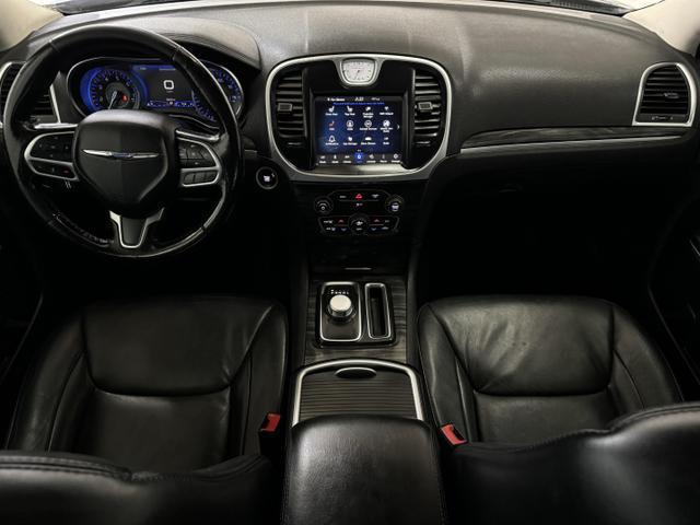 2019 chrysler 300 touring