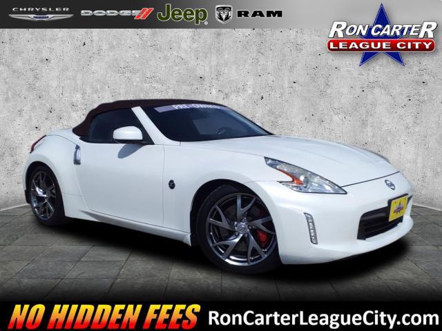 2017 nissan 370z touring sport