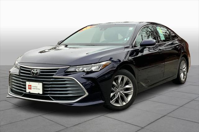 2022 toyota avalon xle