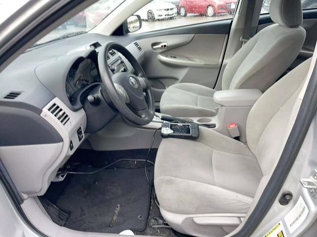 2012 toyota corolla le
