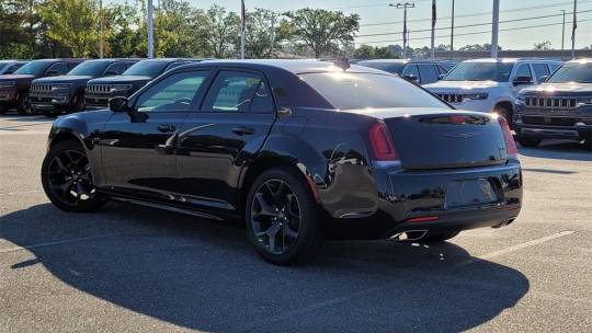 2023 Chrysler 300