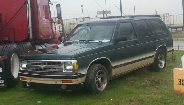 1992 chevy s 10 blazer 4 dr, with 4.3 engine