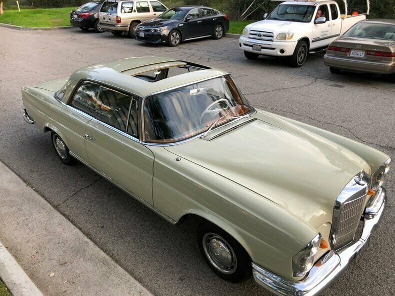 1965 mercedes-benz 220 se coupe
